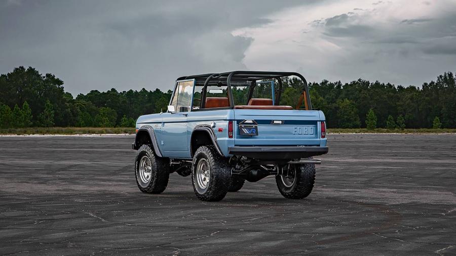  Ford Bronco by Velocity Restorations 1973 года  (фото 22 из 23)